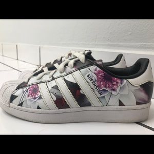 Adidas Superstar